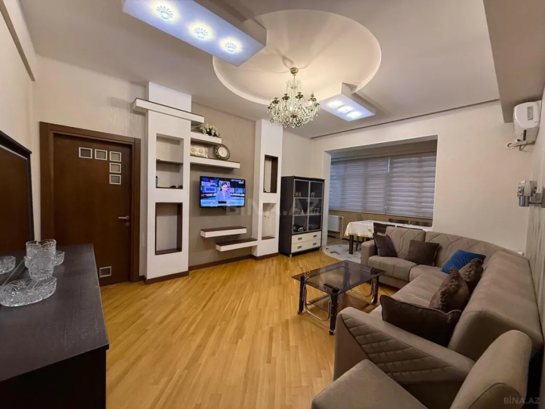 Satılır 3 otaqlı mənzil 103 m²