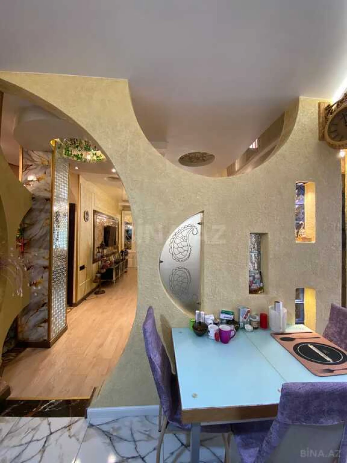 Satılır 3 otaqlı mənzil 140 m²