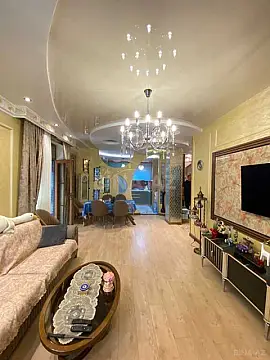 Satılır 3 otaqlı mənzil 140 m²