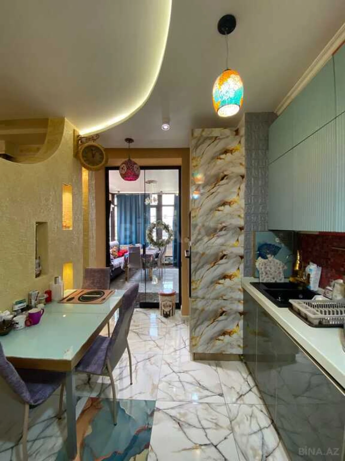 Satılır 3 otaqlı mənzil 140 m²