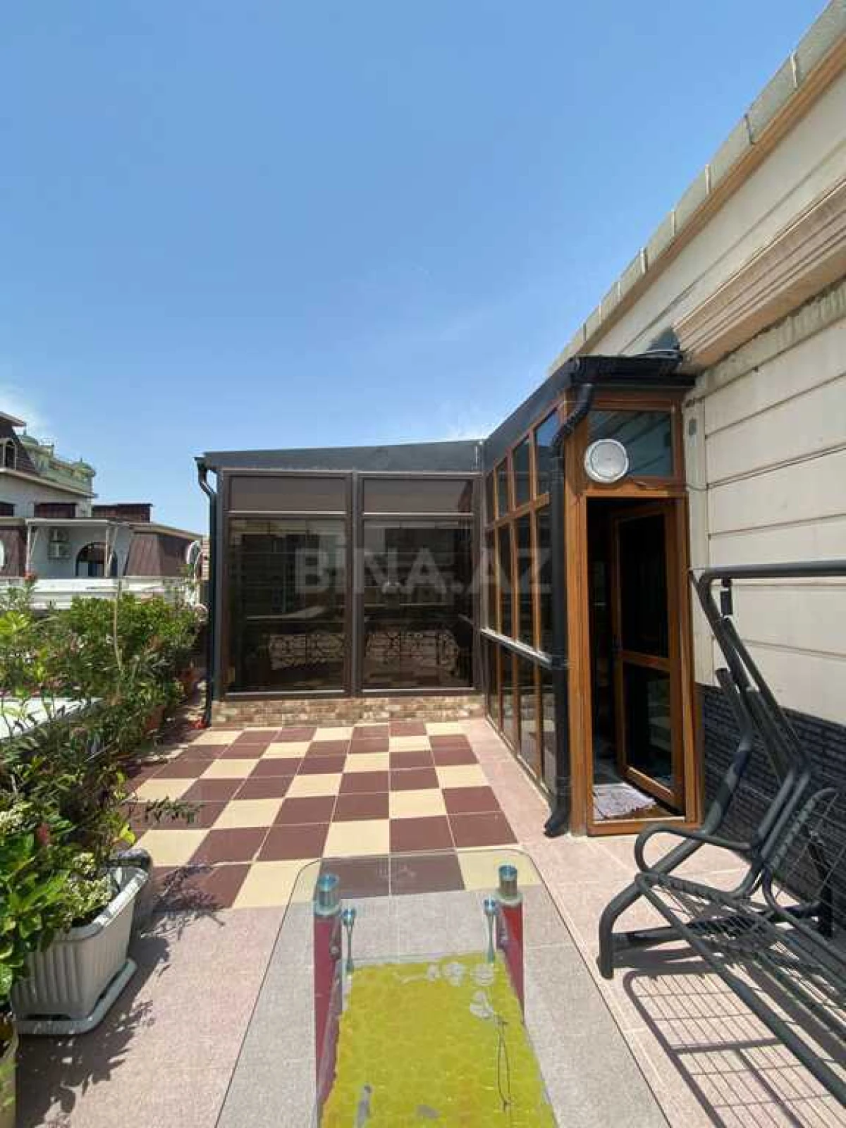 Satılır 3 otaqlı mənzil 140 m²