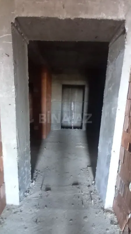 Satılır 3 otaqlı mənzil 112 m²