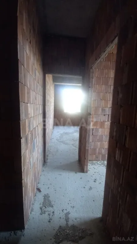 Satılır 3 otaqlı mənzil 112 m²