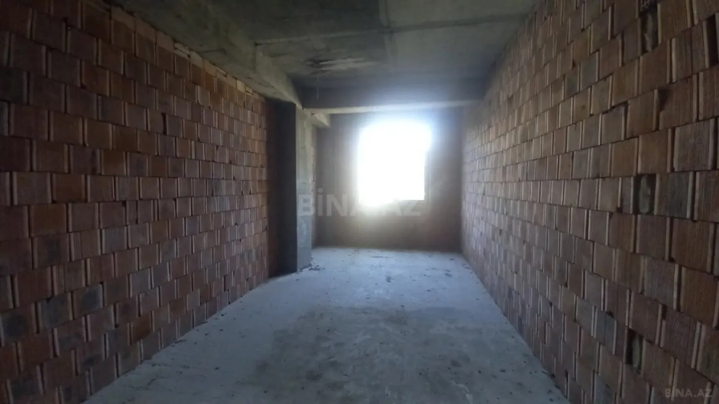 Satılır 3 otaqlı mənzil 112 m²