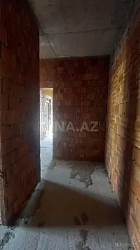 Satılır 3 otaqlı mənzil 112 m²