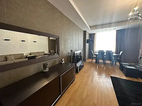 Satılır 2 otaqlı mənzil 115 m²