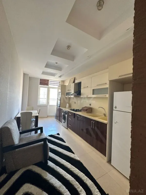 Satılır 2 otaqlı mənzil 115 m²