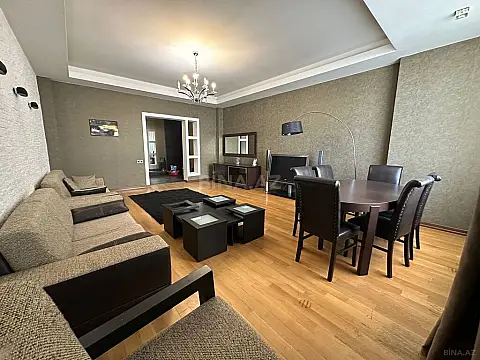 Satılır 2 otaqlı mənzil 115 m²
