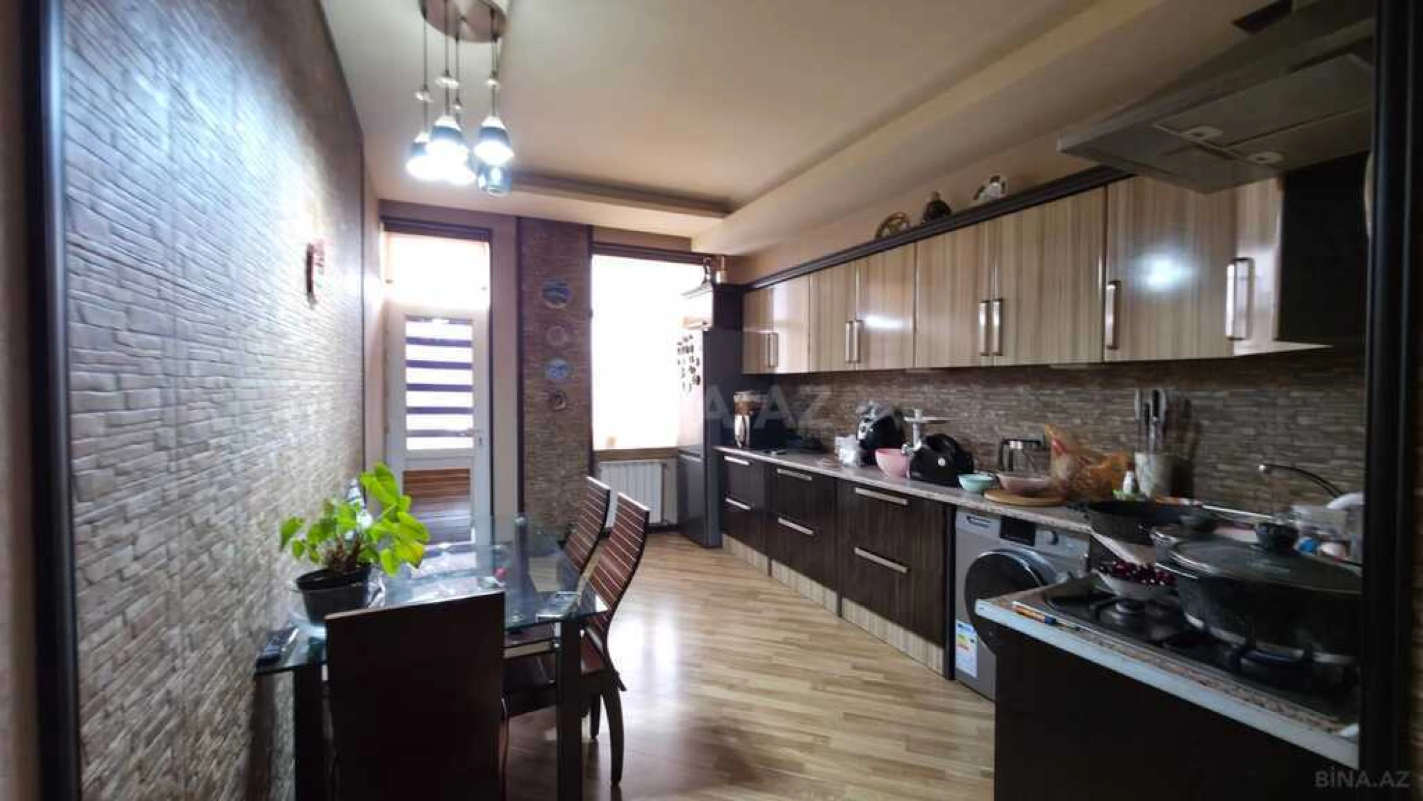 Satılır 2 otaqlı mənzil 86 m²