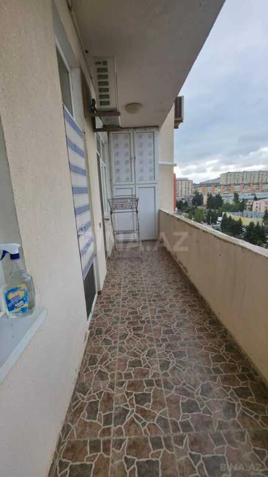 Satılır 2 otaqlı mənzil 86 m²