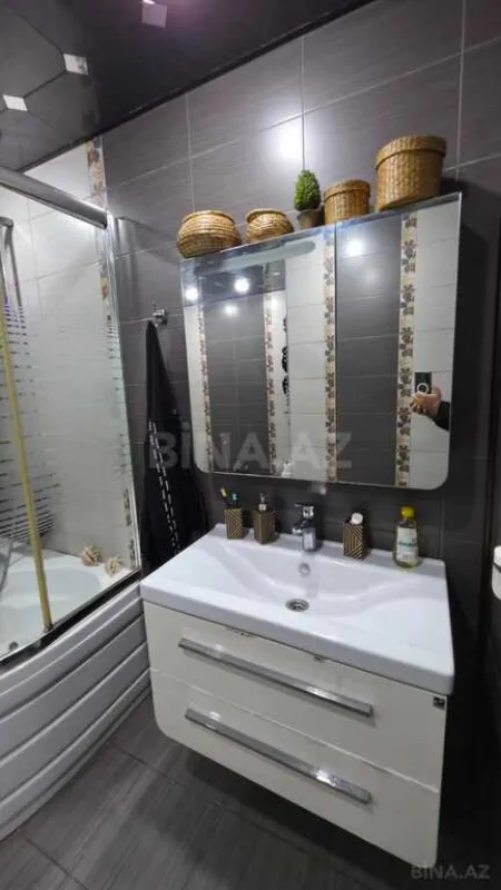 Satılır 2 otaqlı mənzil 86 m²