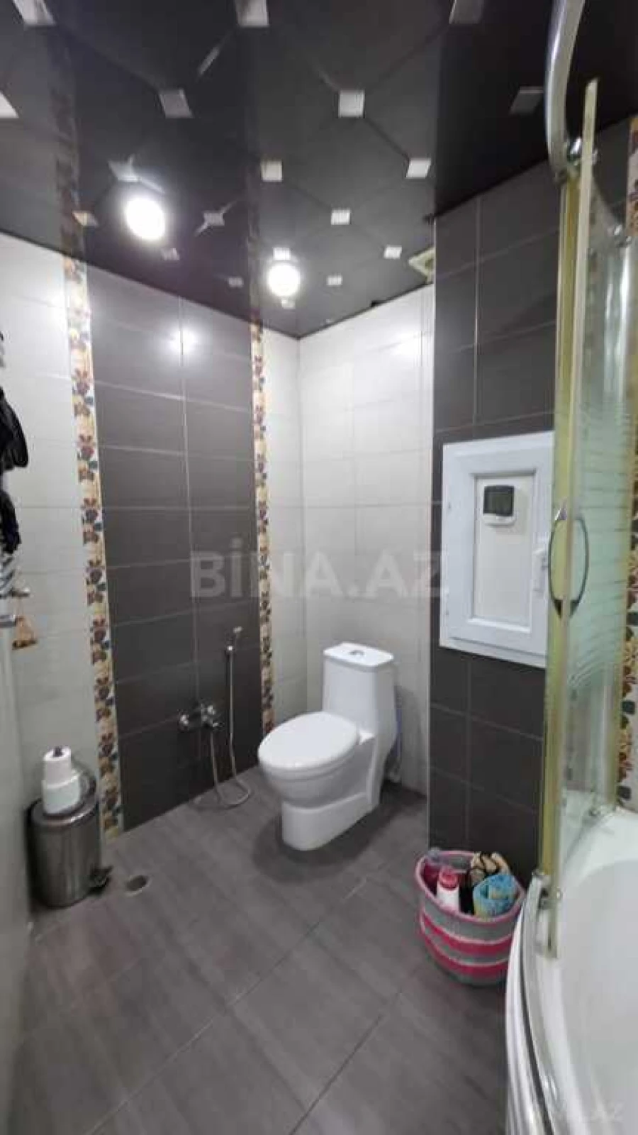 Satılır 2 otaqlı mənzil 86 m²