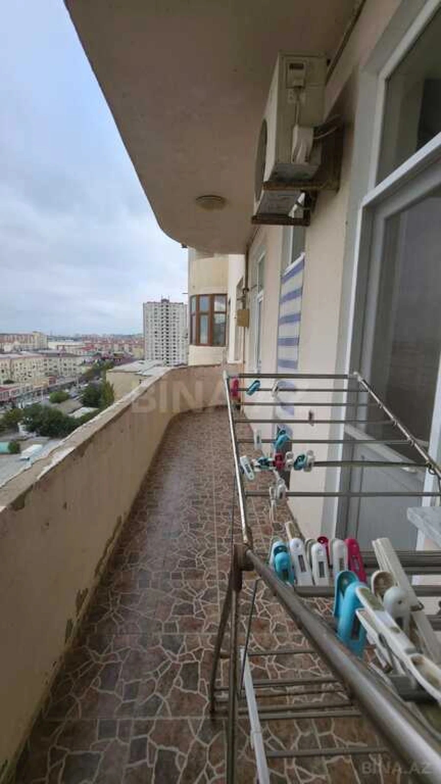 Satılır 2 otaqlı mənzil 86 m²