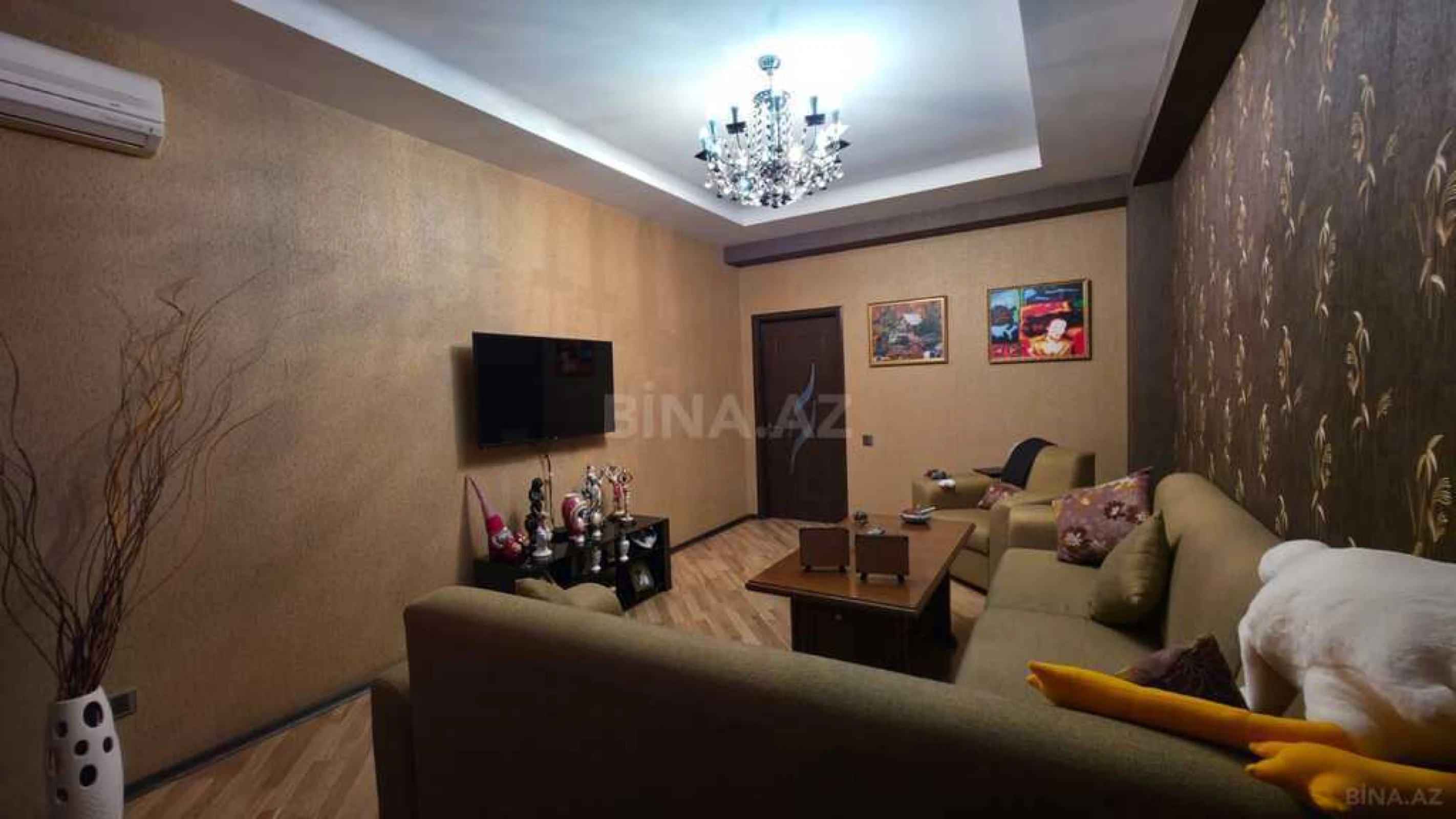 Satılır 2 otaqlı mənzil 86 m²