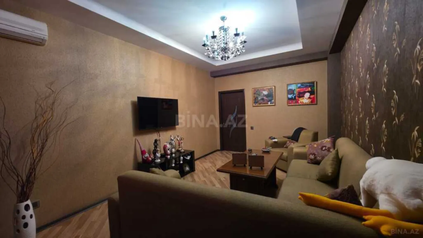 Satılır 2 otaqlı mənzil 86 m²