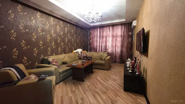 Satılır 2 otaqlı mənzil 86 m²