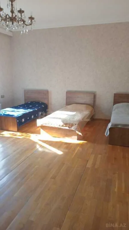 Kirayə verilir 4 otaqlı mənzil 100 m²