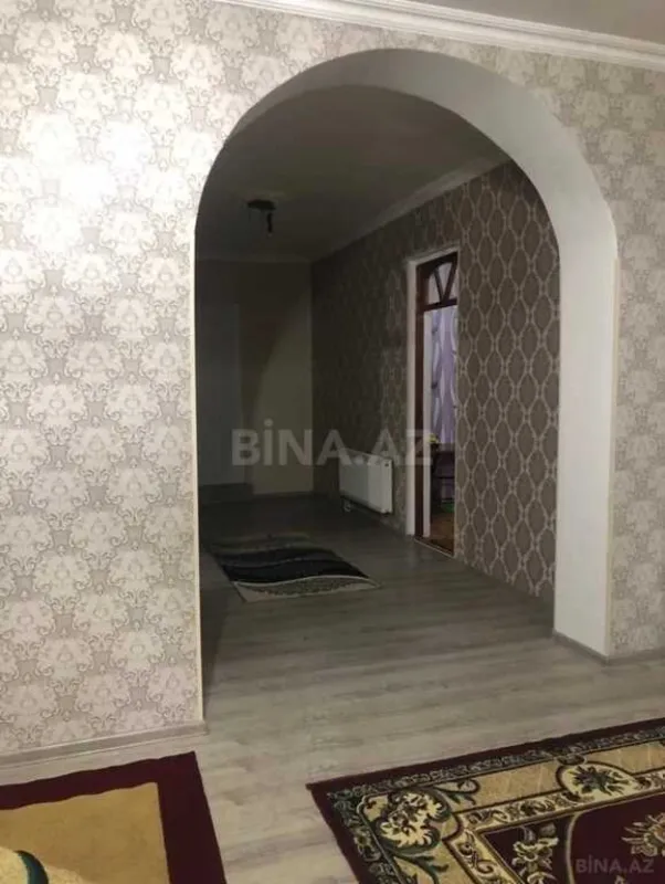 Satılır 7 otaqlı həyət evi 200 m²