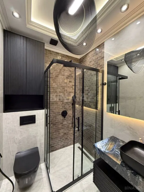 Satılır 2 otaqlı mənzil 68 m²