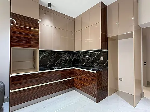 Satılır 2 otaqlı mənzil 68 m²