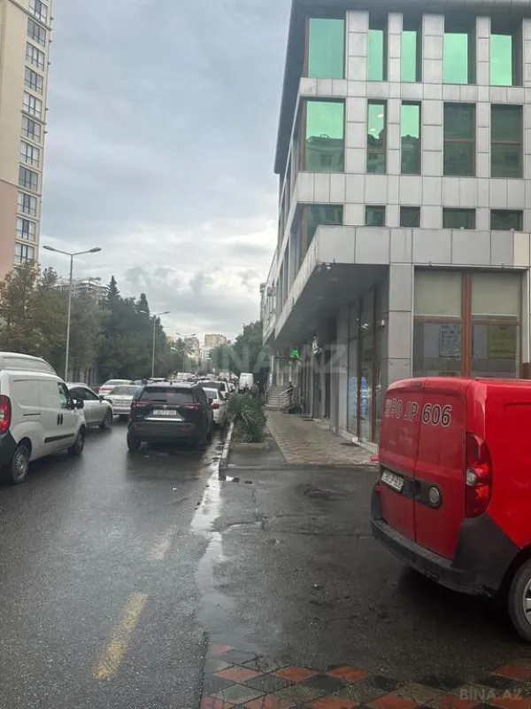 Kirayə verilir 4 otaqlı ofis 90 m²