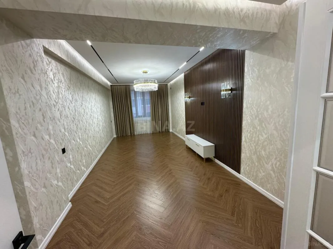 Satılır 3 otaqlı mənzil 120 m²