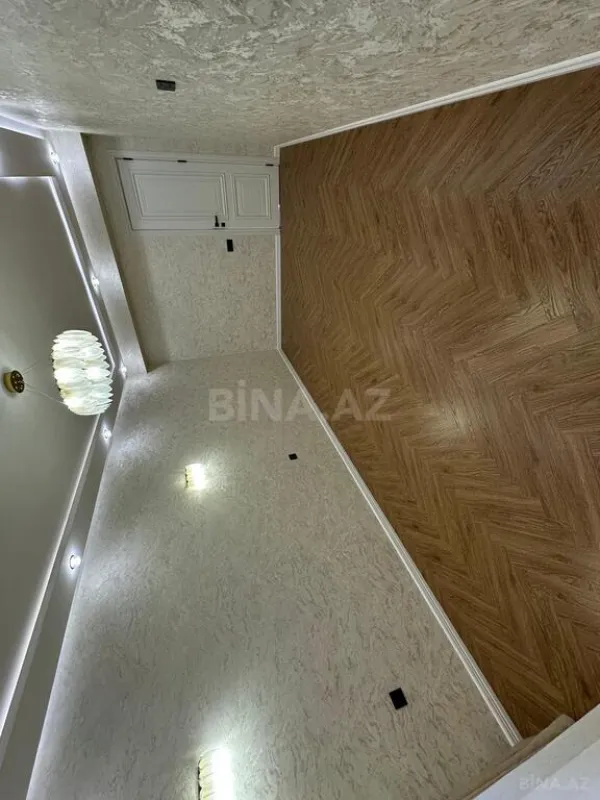 Satılır 3 otaqlı mənzil 120 m²