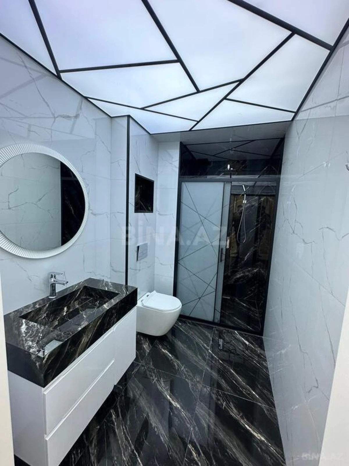 Satılır 3 otaqlı mənzil 120 m²