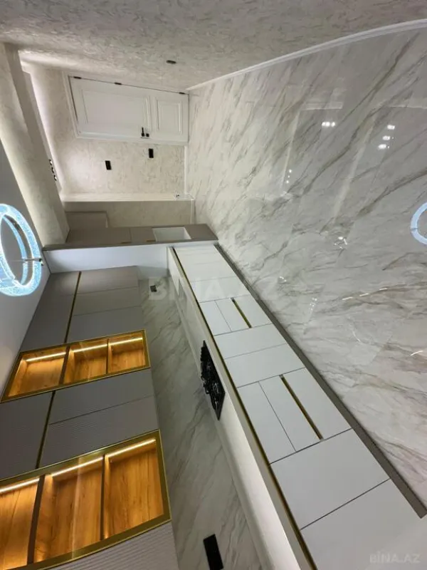 Satılır 3 otaqlı mənzil 120 m²