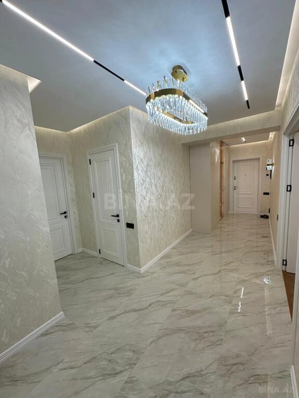 Satılır 3 otaqlı mənzil 120 m²