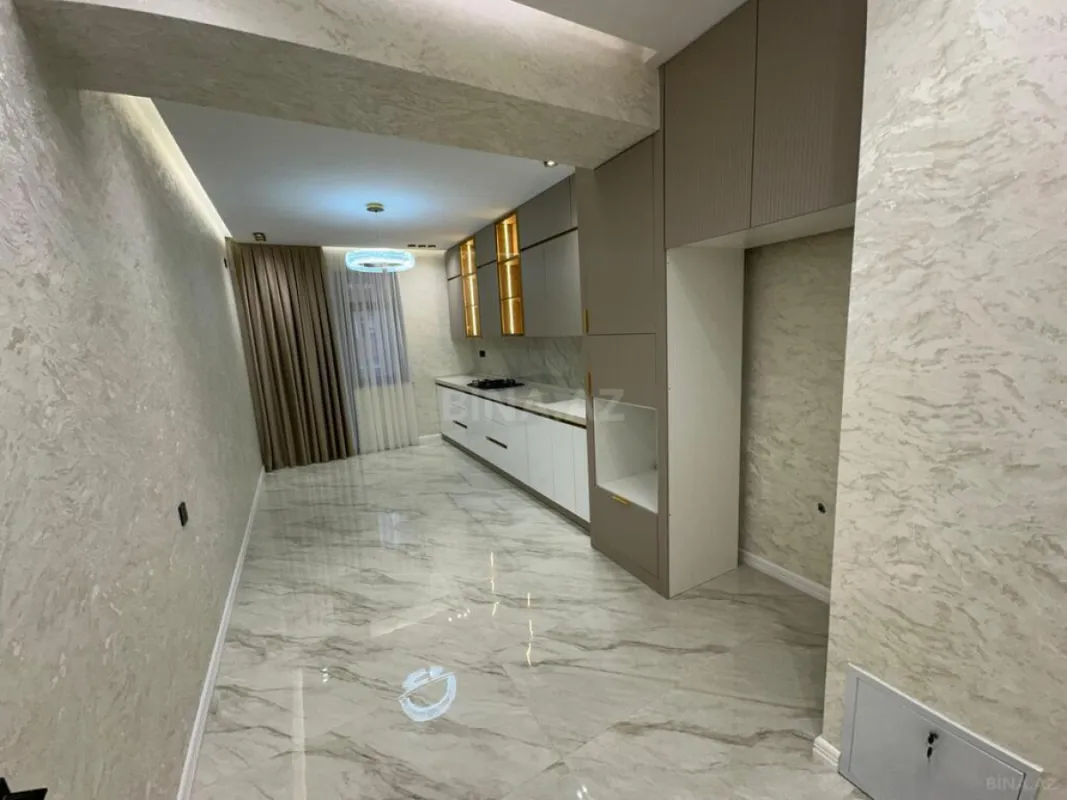Satılır 3 otaqlı mənzil 120 m²