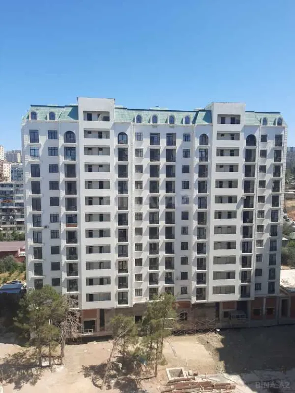 Satılır 2 otaqlı mənzil 82 m²
