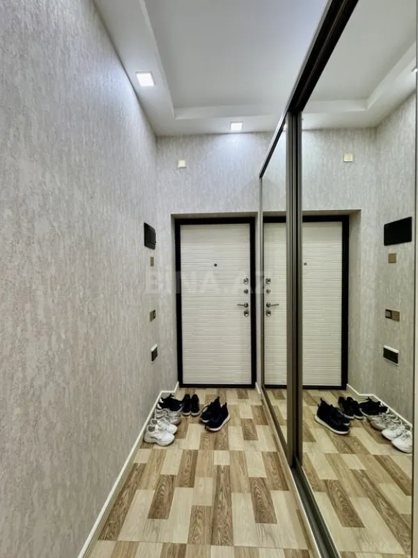 Satılır 2 otaqlı mənzil 78 m²