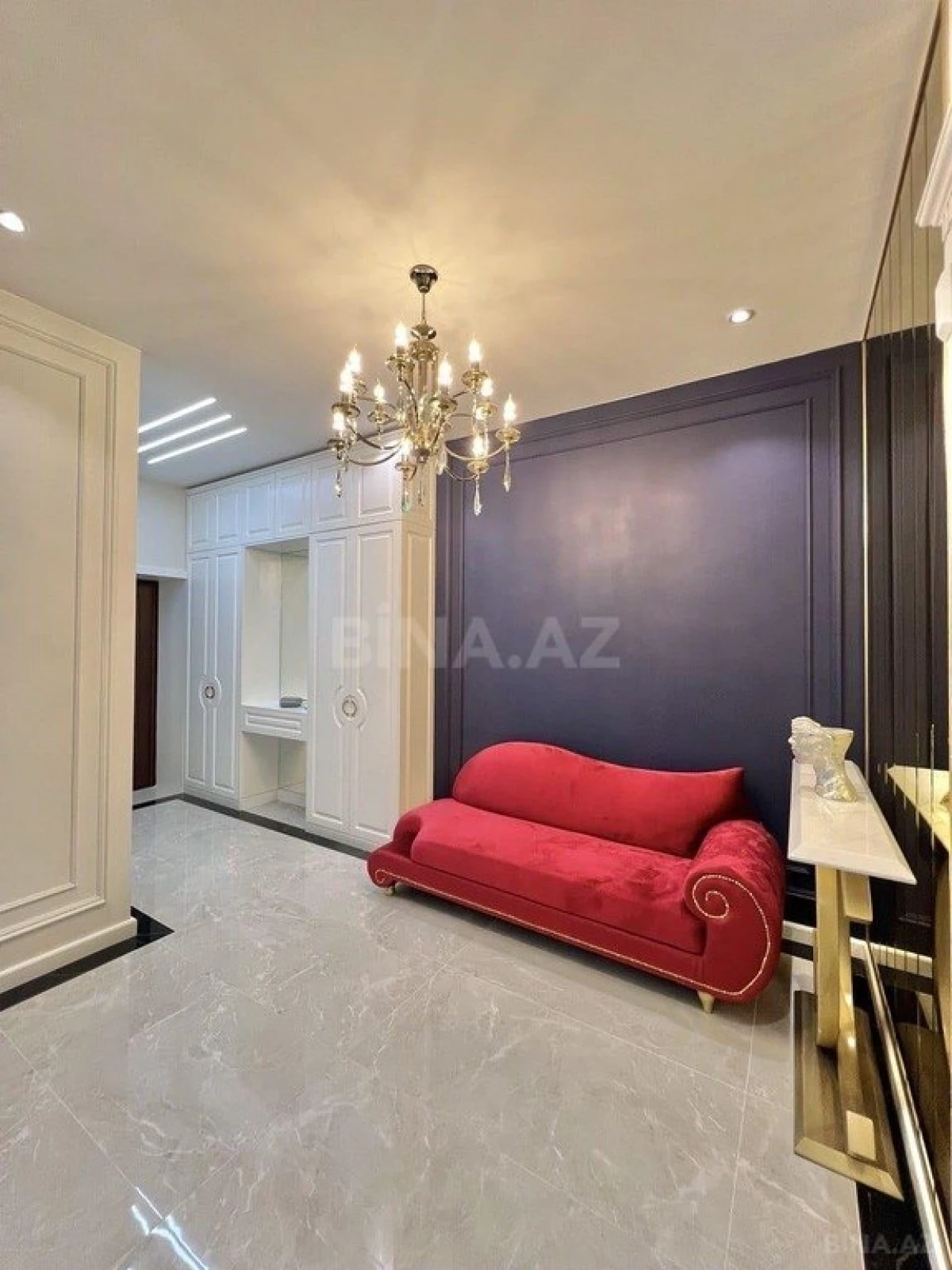 Satılır 2 otaqlı mənzil 70 m²