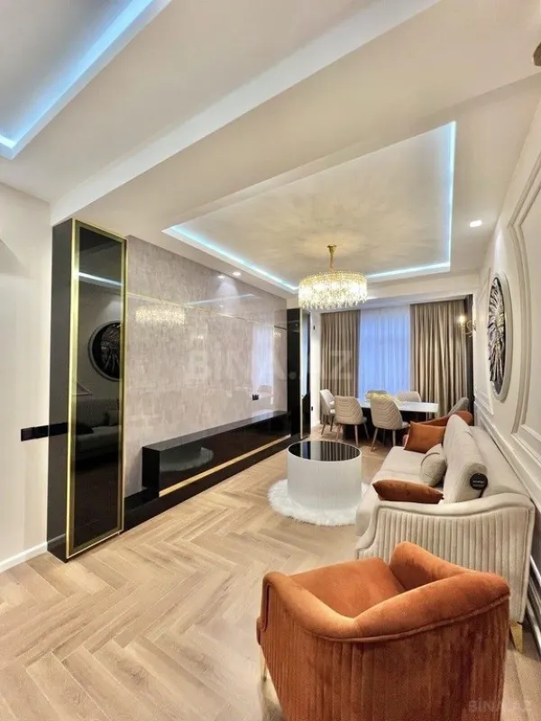 Satılır 2 otaqlı mənzil 70 m²