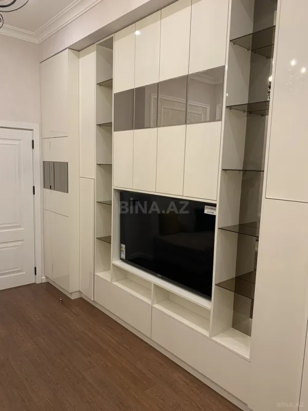 Satılır 2 otaqlı mənzil 68 m²