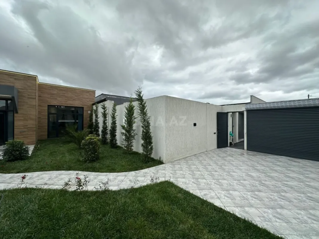 Satılır 4 otaqlı həyət evi 140 m²