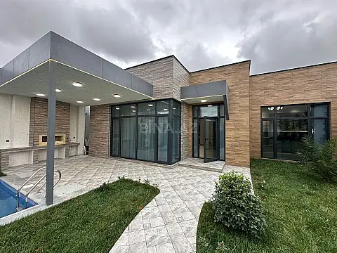 Satılır 4 otaqlı həyət evi 140 m²