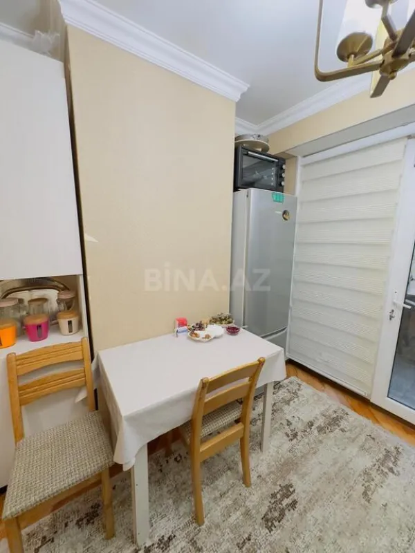Satılır 3 otaqlı mənzil 110 m²