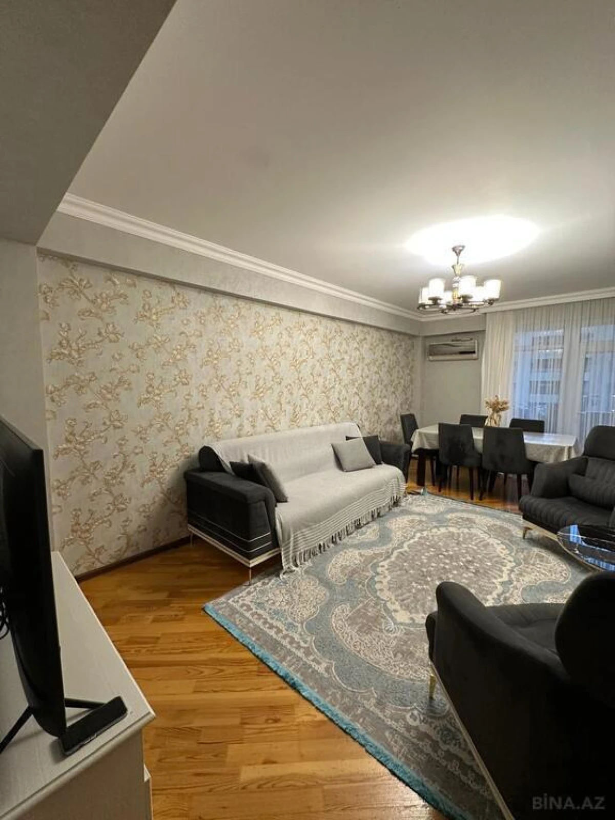 Satılır 3 otaqlı mənzil 110 m²