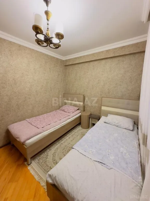 Satılır 3 otaqlı mənzil 110 m²