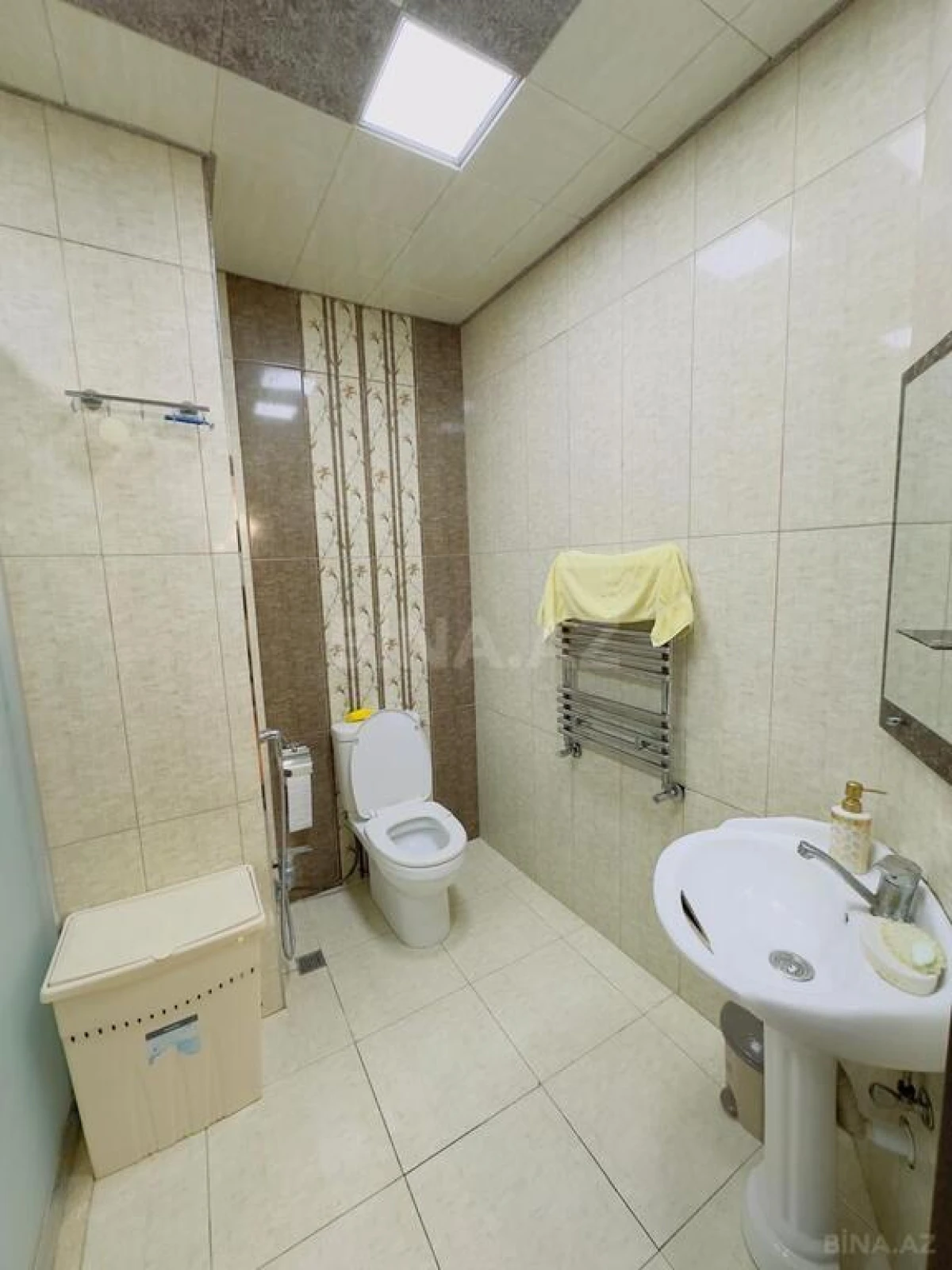 Satılır 3 otaqlı mənzil 110 m²
