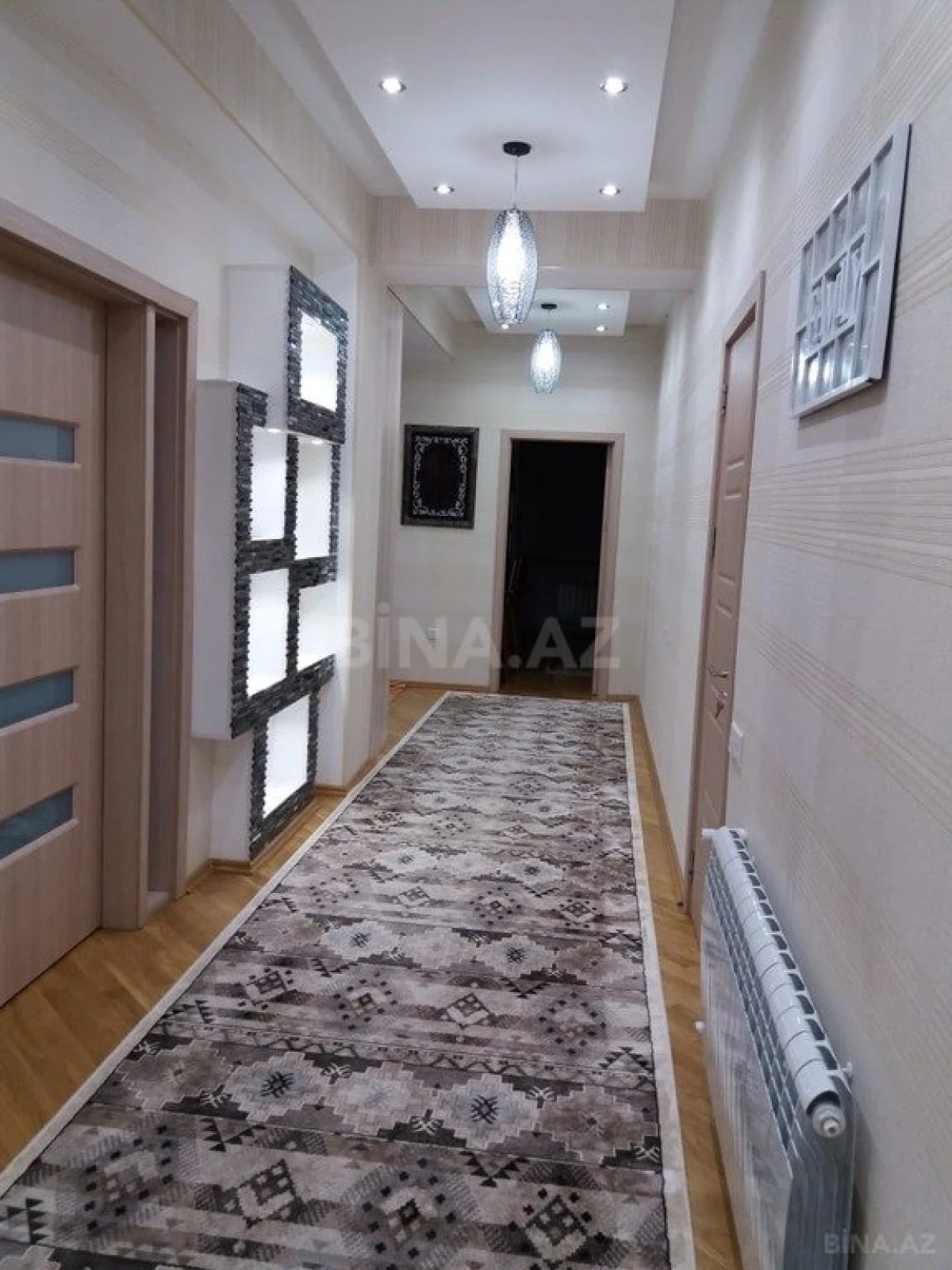 Satılır 3 otaqlı mənzil 127 m²