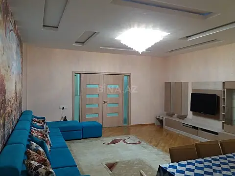 Satılır 3 otaqlı mənzil 127 m²