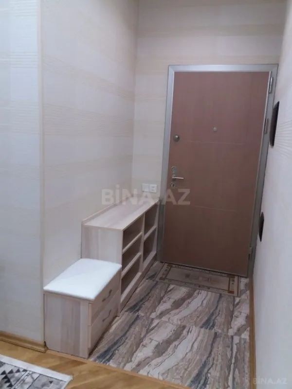 Satılır 3 otaqlı mənzil 127 m²