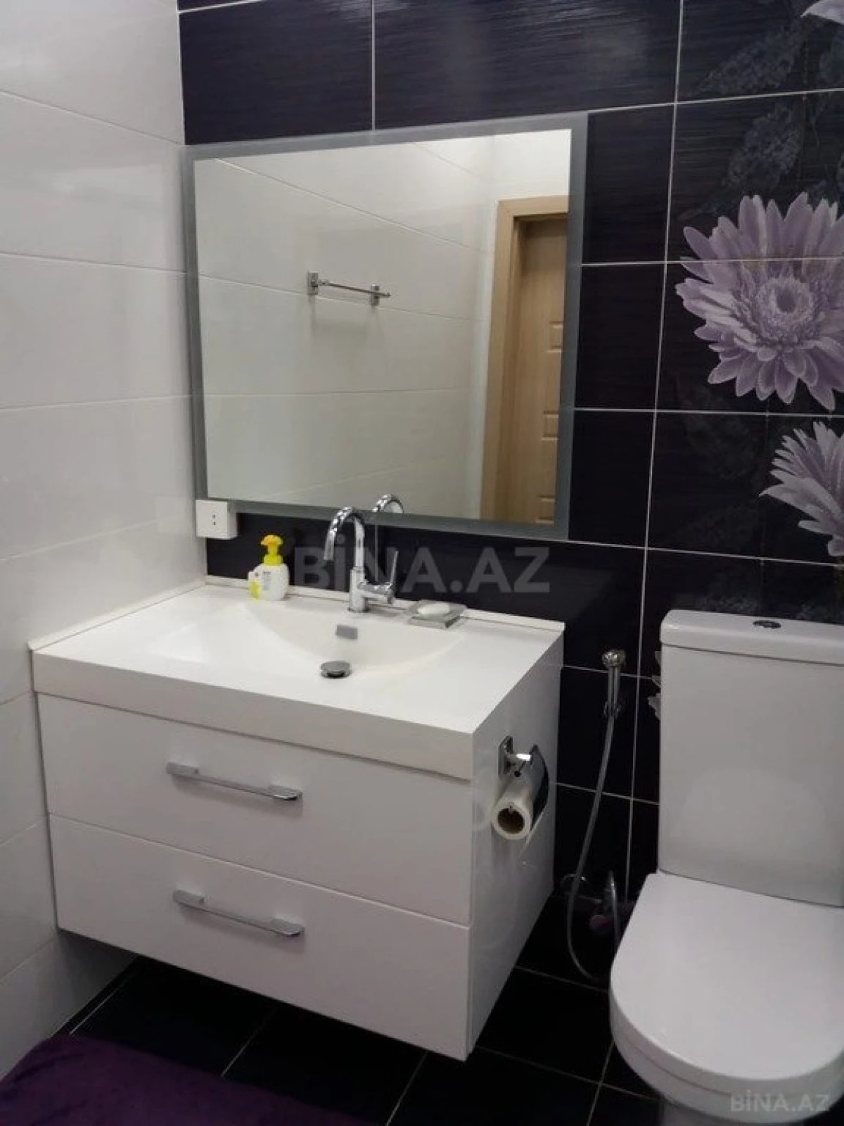 Satılır 3 otaqlı mənzil 127 m²