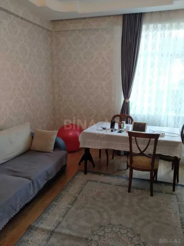 Satılır 2 otaqlı mənzil 58 m²