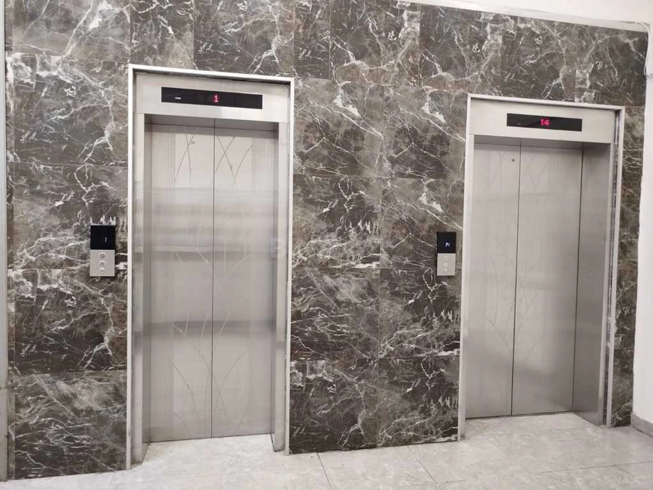 Satılır 2 otaqlı mənzil 58 m²