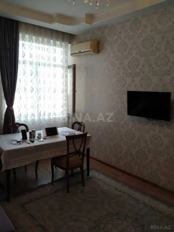 Satılır 2 otaqlı mənzil 58 m²