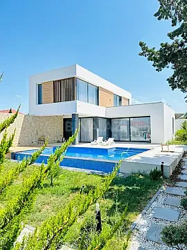 Kirayə verilir 4 otaqlı həyət evi 250 m² — Bakı, Şüvəlan 4 otaq 250.00 m²
